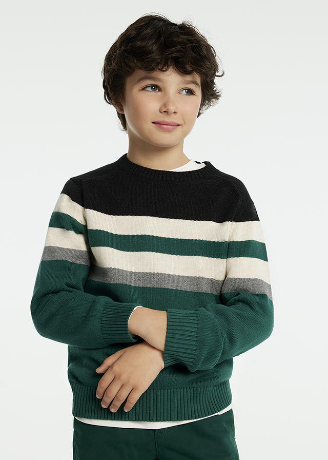 detail Chlapecký svetr MAYORAL