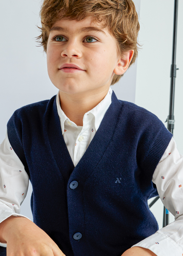 detail Chlapecká vesta MAYORAL