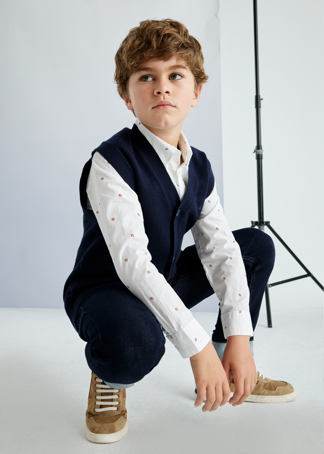 detail Chlapecká vesta MAYORAL