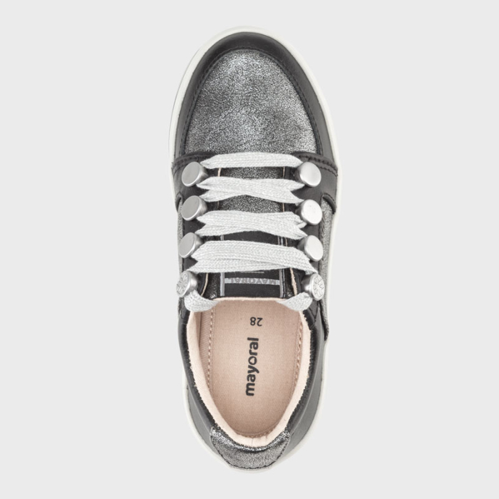 detail dívčí boty MAYORAL