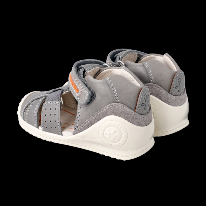 detail Dětská chlapecká obuv Biomecanics BIOMECANICS