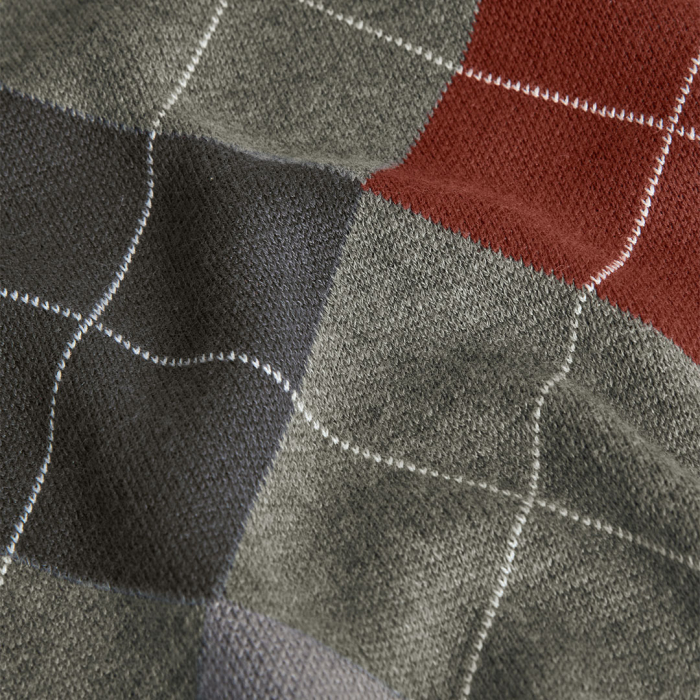 detail Chlapecký svetr s kostkovaným vzorem – šedý BOBOLI