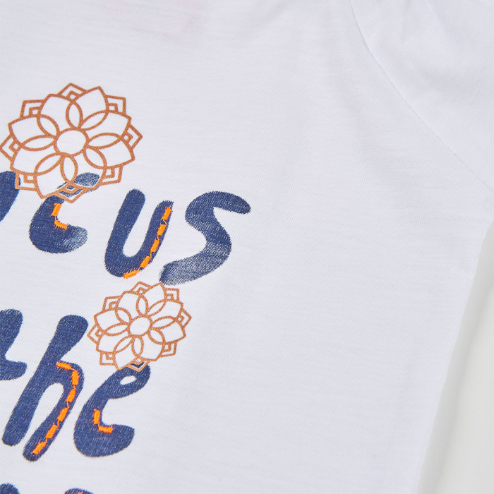 detail Dívčí bílé tričko s nápisem Focus on the good BOBOLI