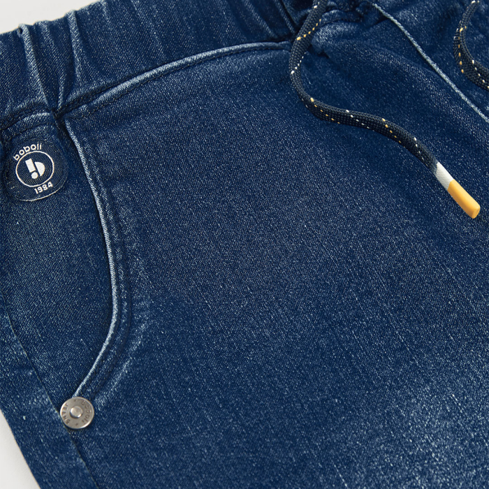 detail Chlapecké džínové šortky s nápisem SAVES BOBOLI