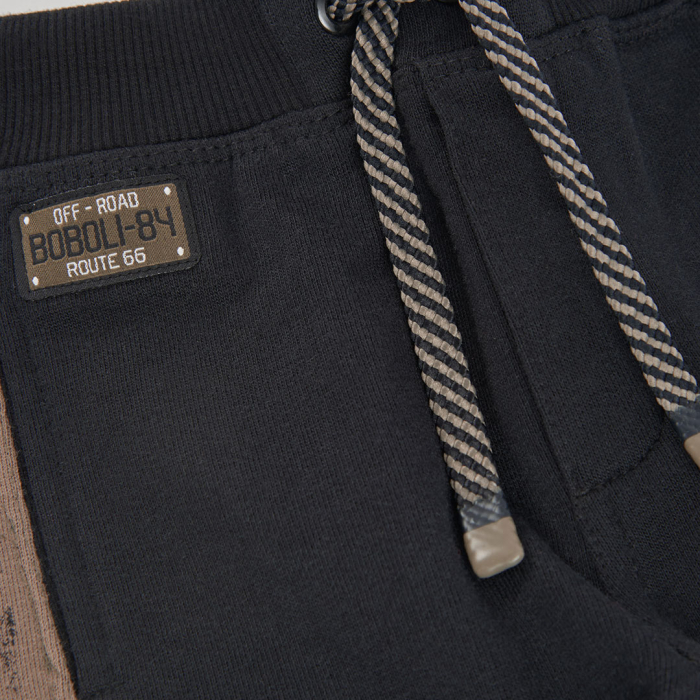 detail Chlapecké tepláky s leopardem – černé BOBOLI