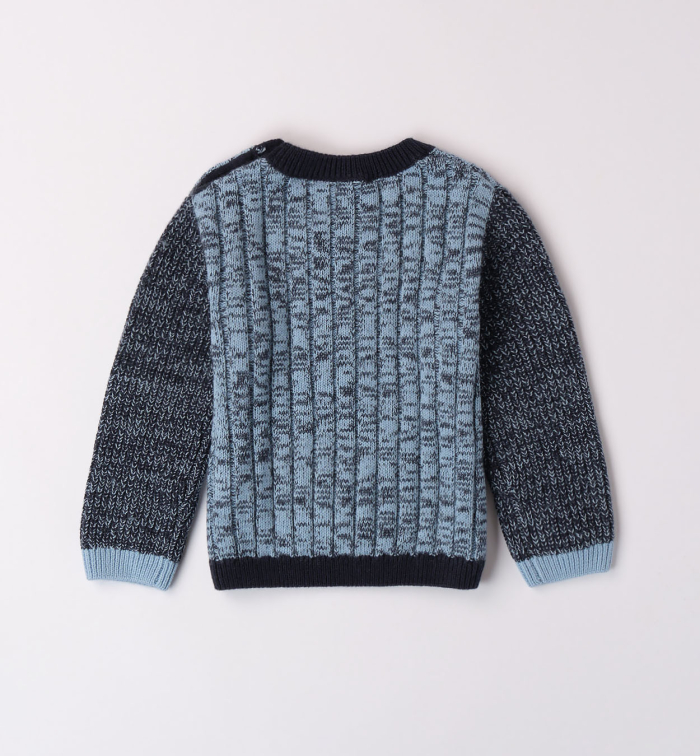 detail Chlapecký svetr IDO