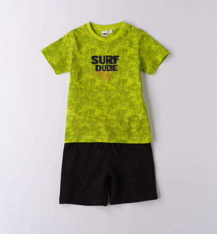 detail Chlapecký outfit kraťasy a tričko IDO