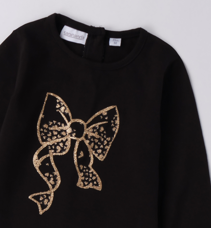 detail Dívčí černé tričko se zlatou mašlí SARABANDA