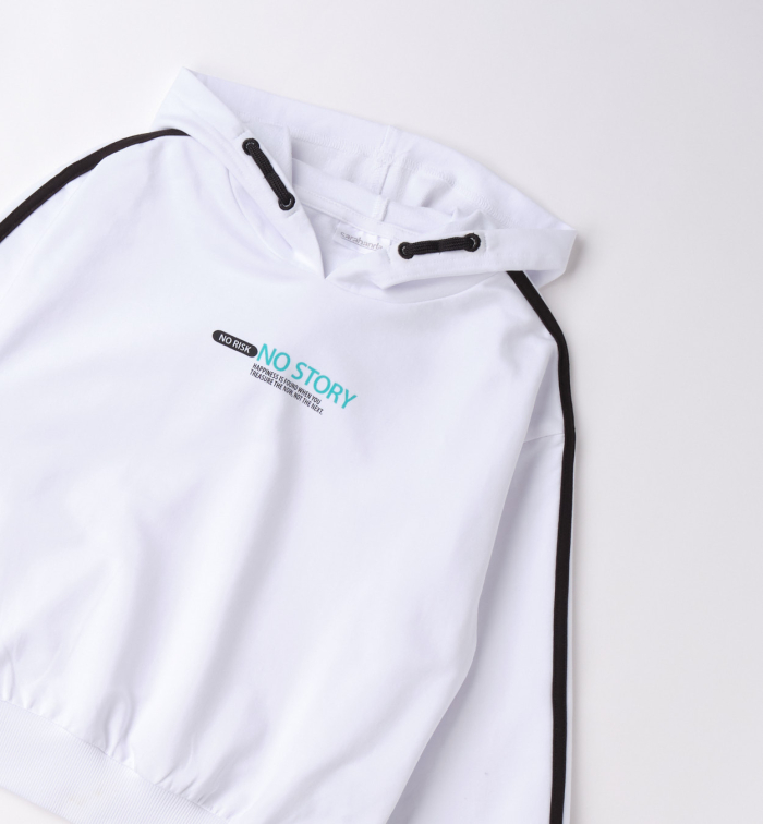 detail Dívčí bílá mikina s kapucí a nápisem SARABANDA