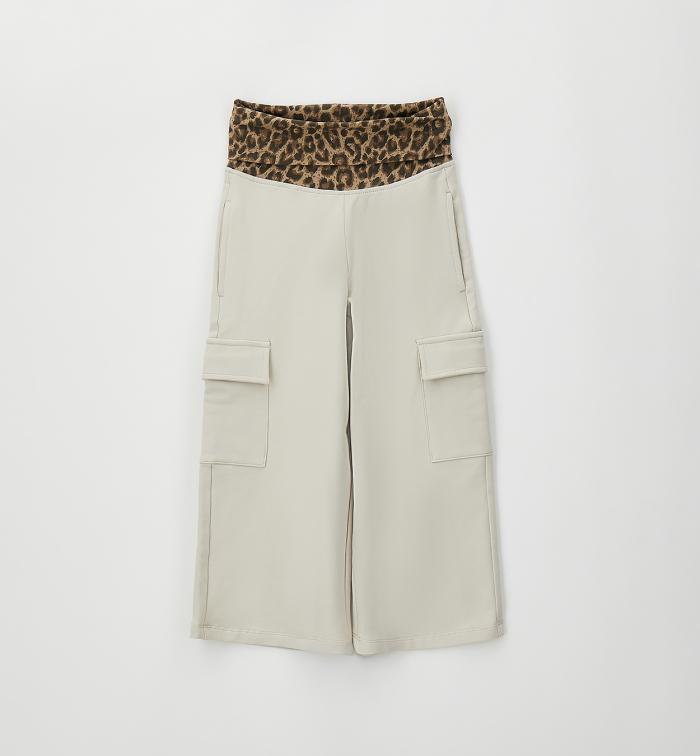 detail Dívčí culotte kalhoty s leopardím pasem IDO
