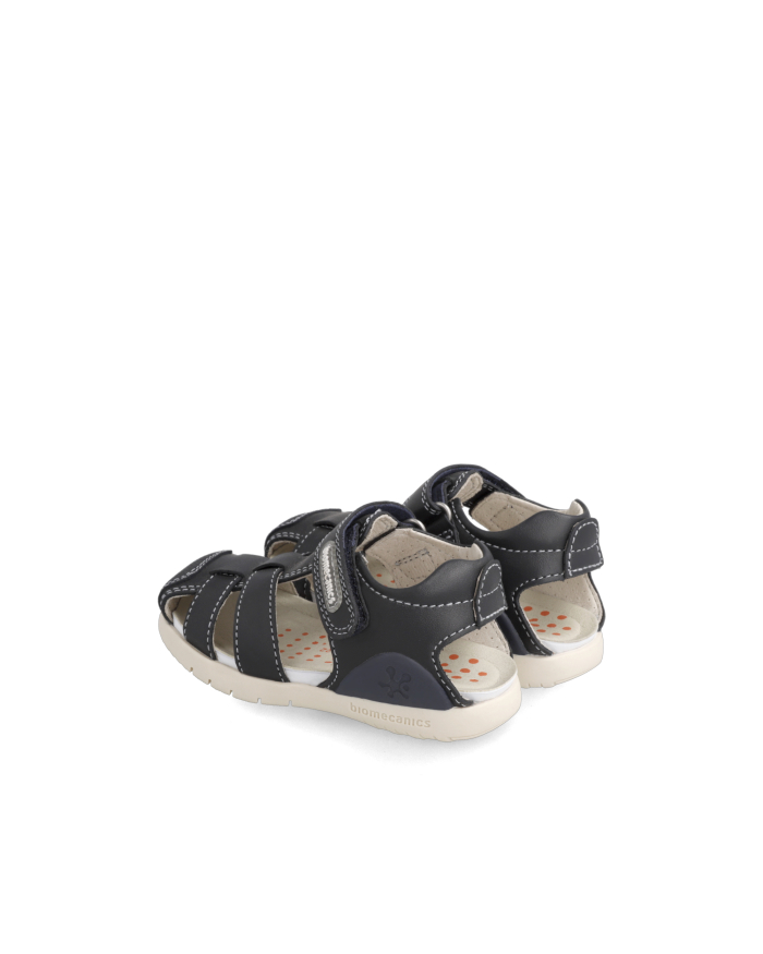 detail Chlapecké sandály BIOMECANICS