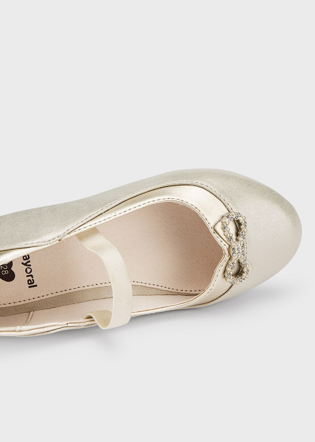 detail Dívčí balerínky s štrasovou mašličkou MAYORAL
