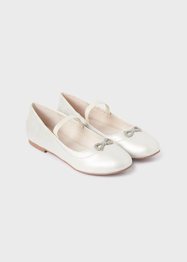 detail Dívčí balerínky s štrasovou mašličkou MAYORAL