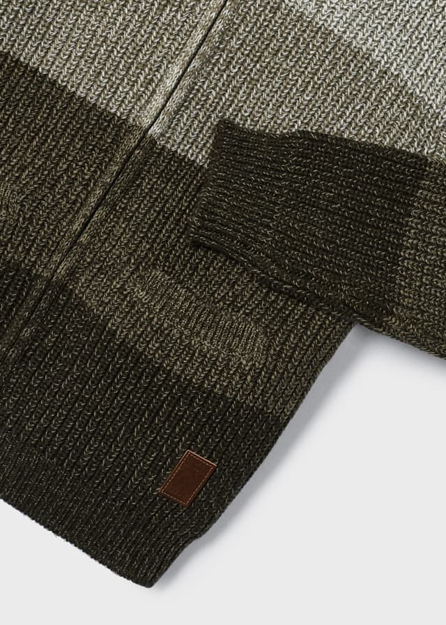 detail Chlapecký svetr MAYORAL