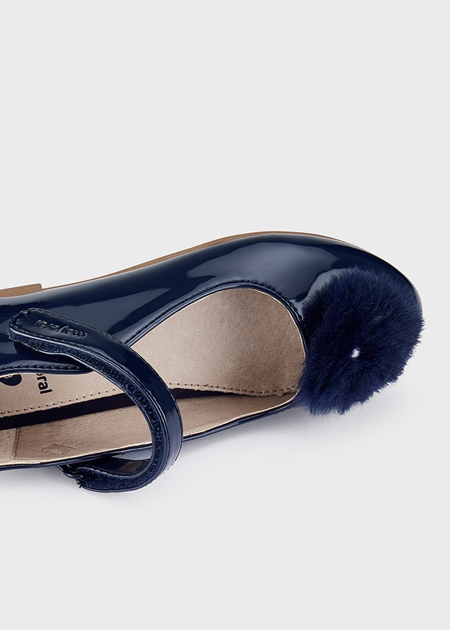 detail Dívčí balerínky s bambulí MAYORAL