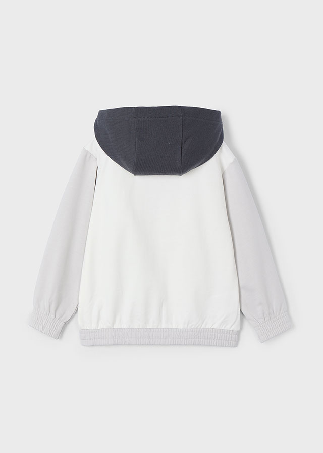 detail Chlapecká mikina – klasický střih s moderním prvkem MAYORAL