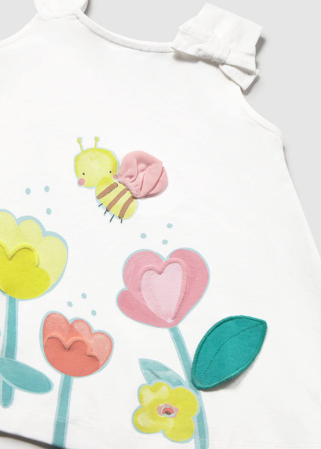 detail Dětské dívčí lila šaty bez rukávů s motivem včelky, květin a ozdobnou mašlí MAYORAL