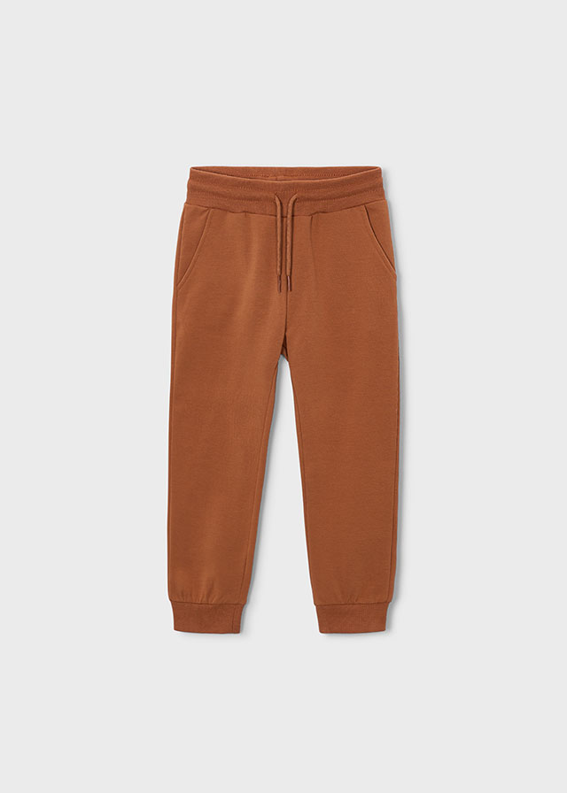 detail Chlapecké hnědé jogger kalhoty s pružným pasem pro každý den MAYORAL