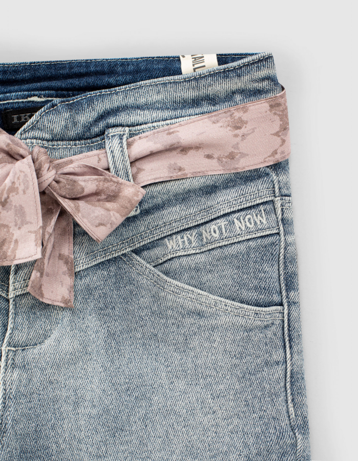 detail Dívčí džíny IKKS