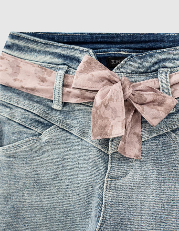 detail Dívčí džíny IKKS