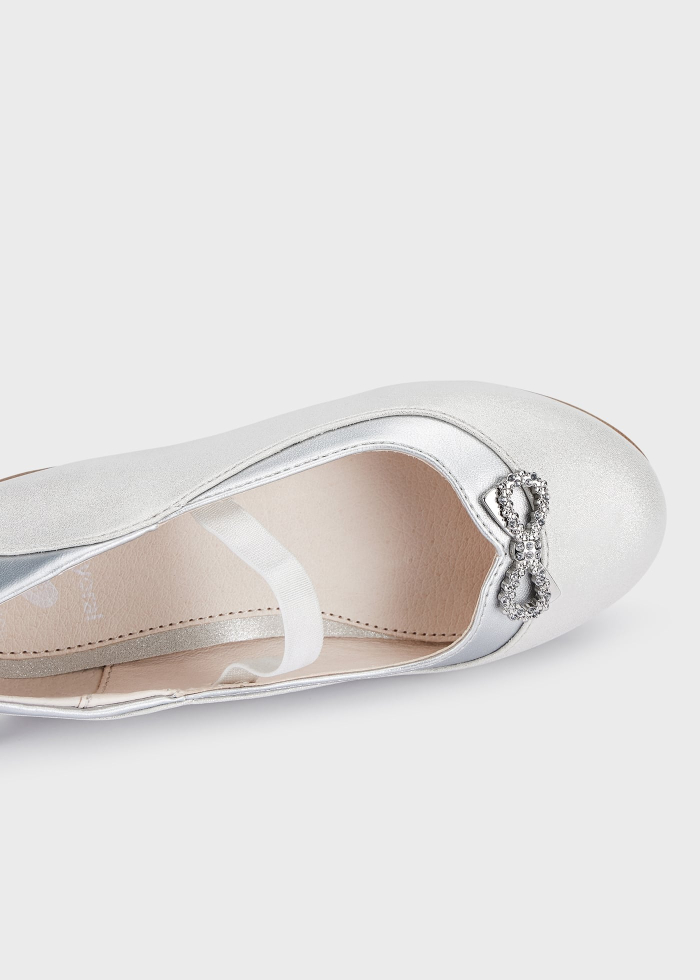detail Dívčí balerínky s štrasovou mašličkou MAYORAL