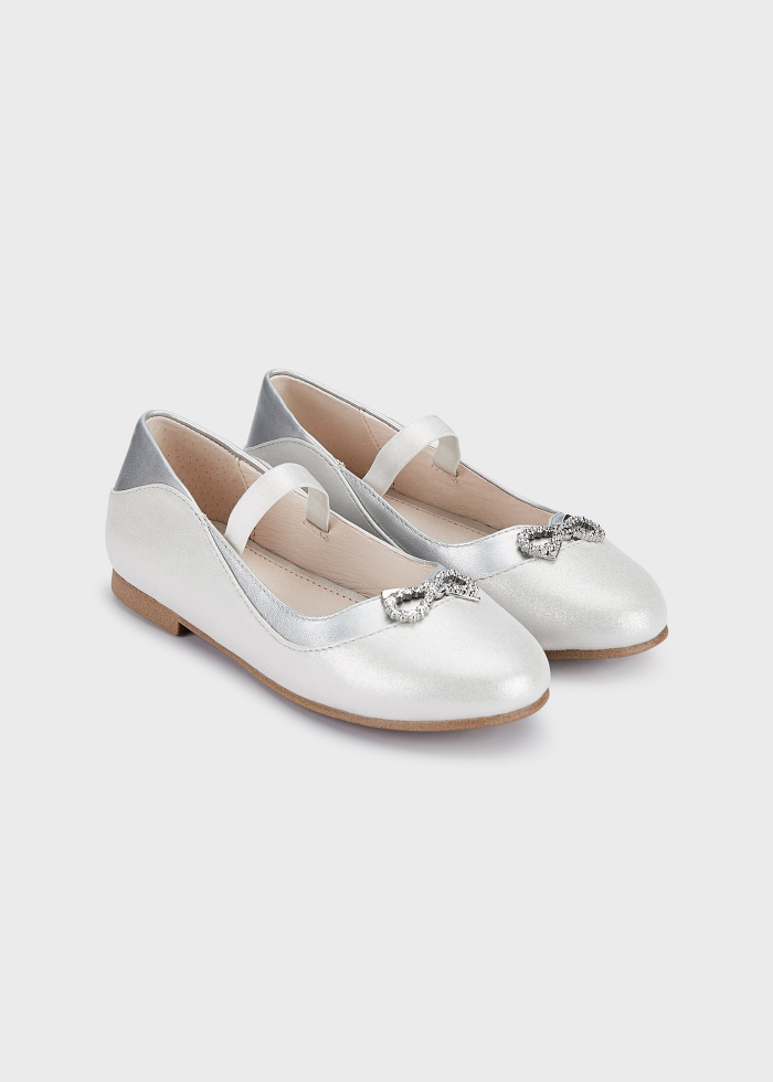 detail Dívčí balerínky s štrasovou mašličkou MAYORAL