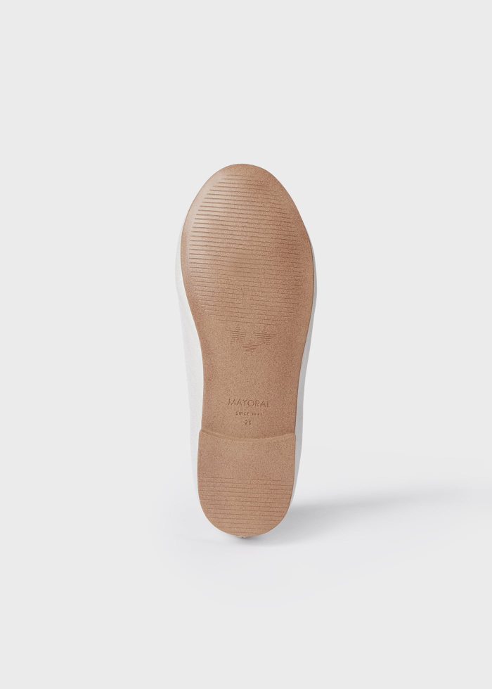 detail Dívčí balerínky s štrasovou mašličkou MAYORAL