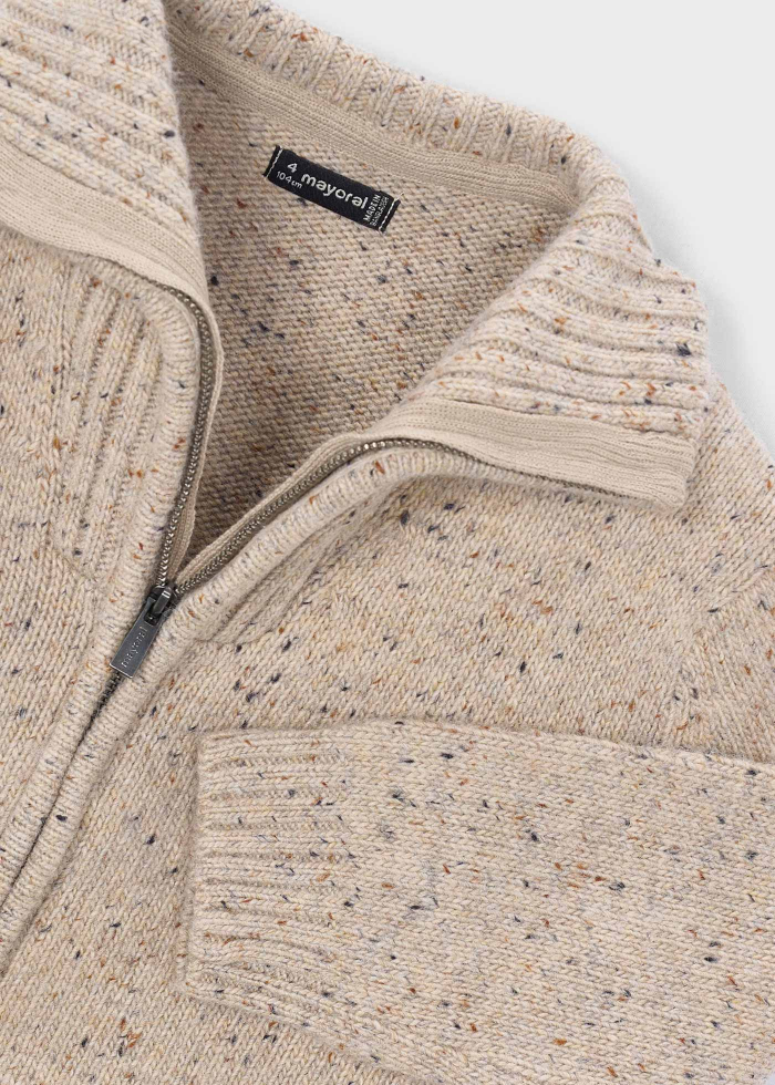 detail Chlapecká béžová pletená mikina na zip s melírovaným povrchem MAYORAL