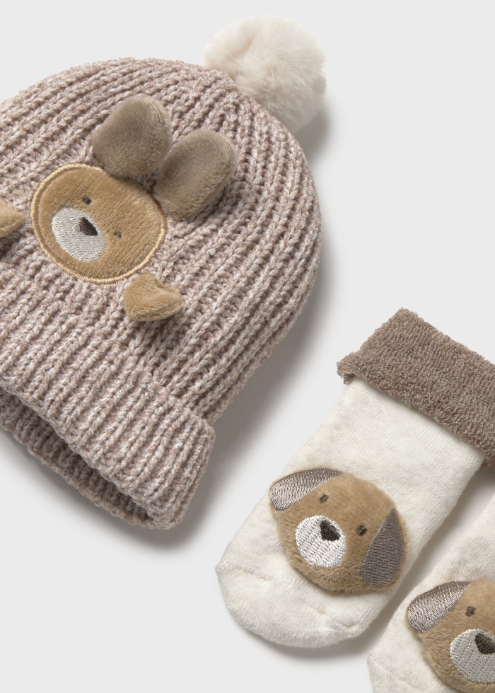 detail Unisex kojenecká souprava čepice a ponožek s medvídkem MAYORAL