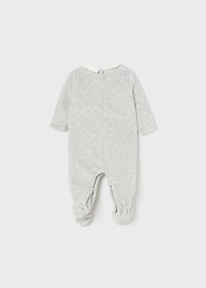 detail Novorozenecké sametové pletené pyžamo MAYORAL
