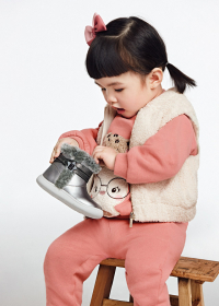 Dívčí detailní kotníkové boty s podšívkou z umělé kožešiny MAYORAL